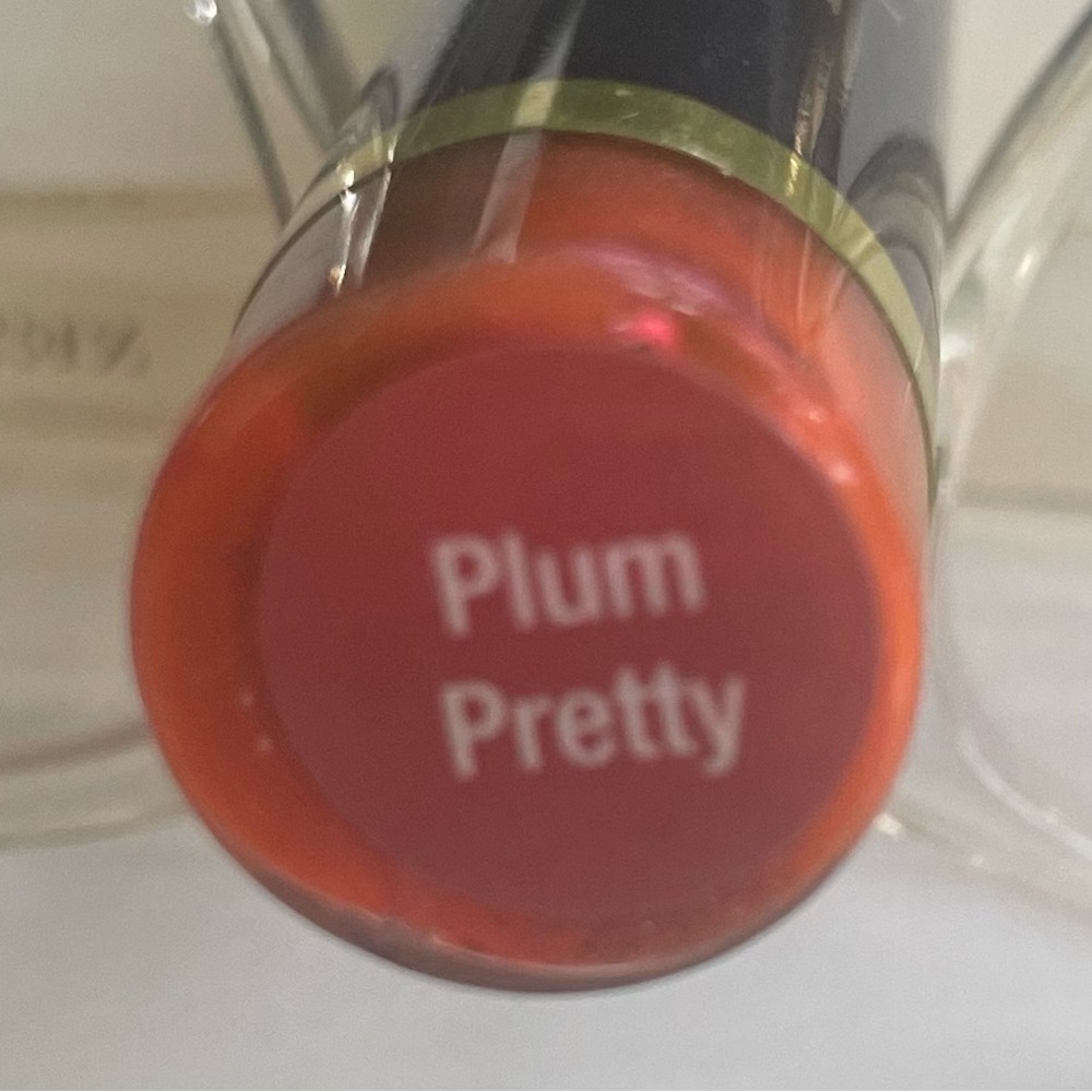 SeneGence- Lipsense - color: Plum Pretty, new, seal intact - Picture 3 of 3